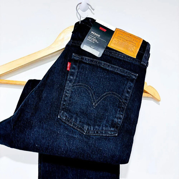 LEVI'S  Wedgie black tapered women's jeans - Picture 11 of 12